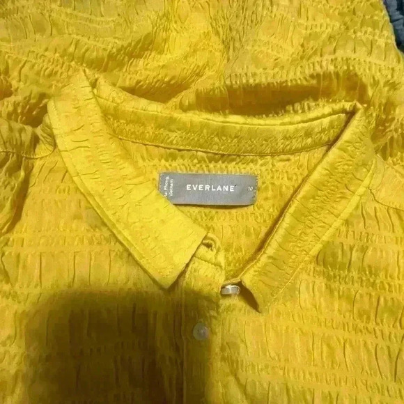 Everlane Yellow Smocked Button Up Blouse Size 10 - Picture 6 of 11